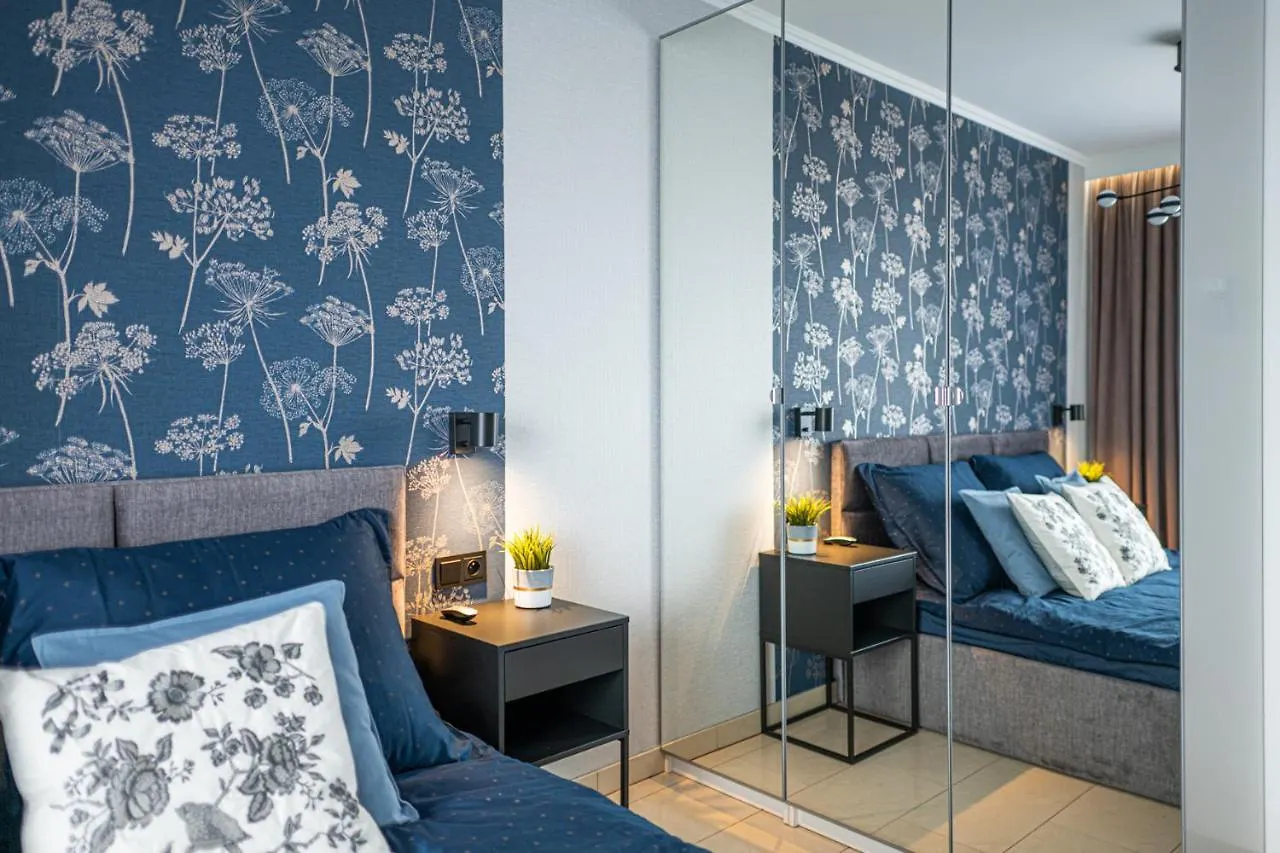 Apartment Apartament 55M2 - Darmowy Garaz - Klimatyzacja - Centrum - 24Na7
