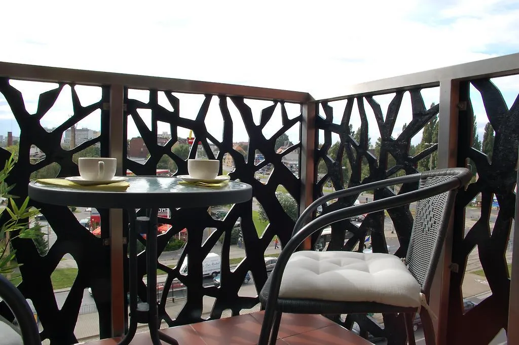 Apartment Apartament 55M2 - Darmowy Garaz - Klimatyzacja - Centrum - 24Na7 Polen